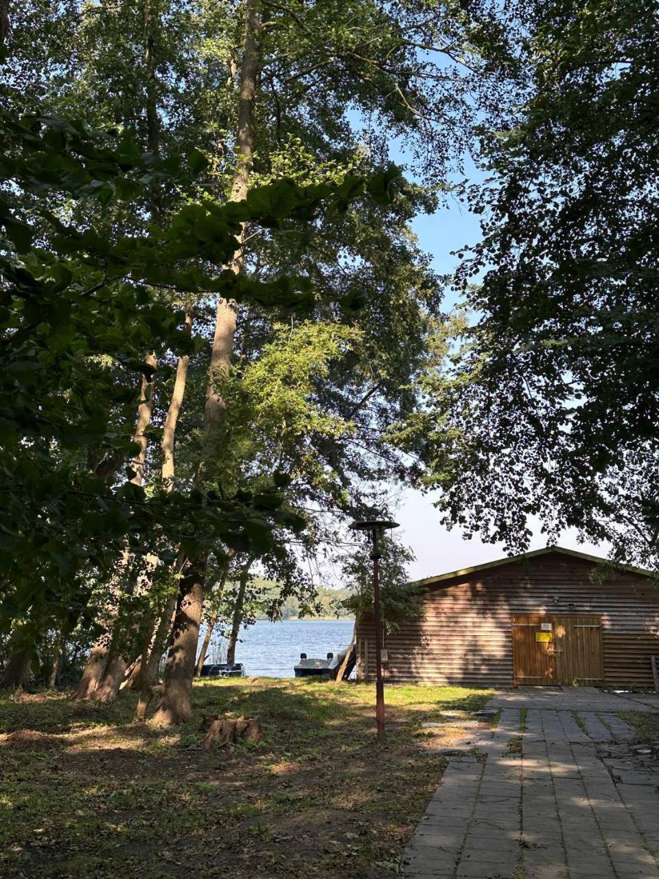 Milmersdorf Paradiesufer Am See מראה חיצוני תמונה